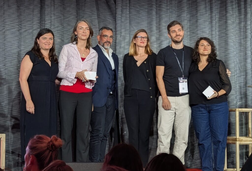 Les équipes de Mediameeting et du Service d'Information du Gouvernement reçoivent l'or au Grand Prix Stratégies de la communication éditoriale